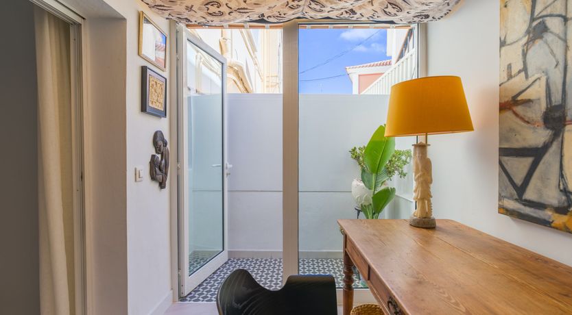 Photo of Shades of Palm