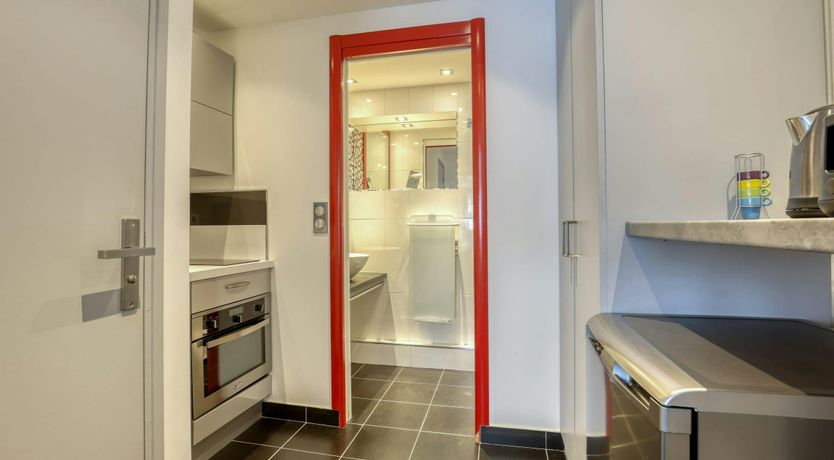 Photo of Modern Time