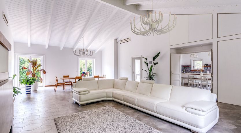 Photo of Sweet Lemon Grove