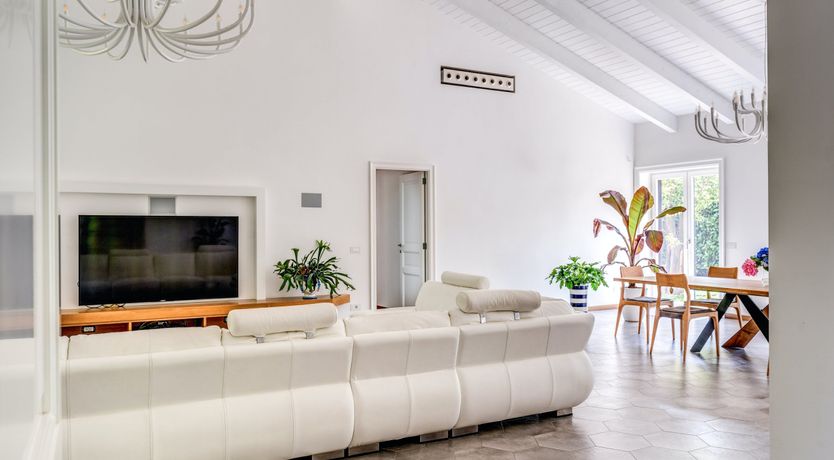 Photo of Sweet Lemon Grove