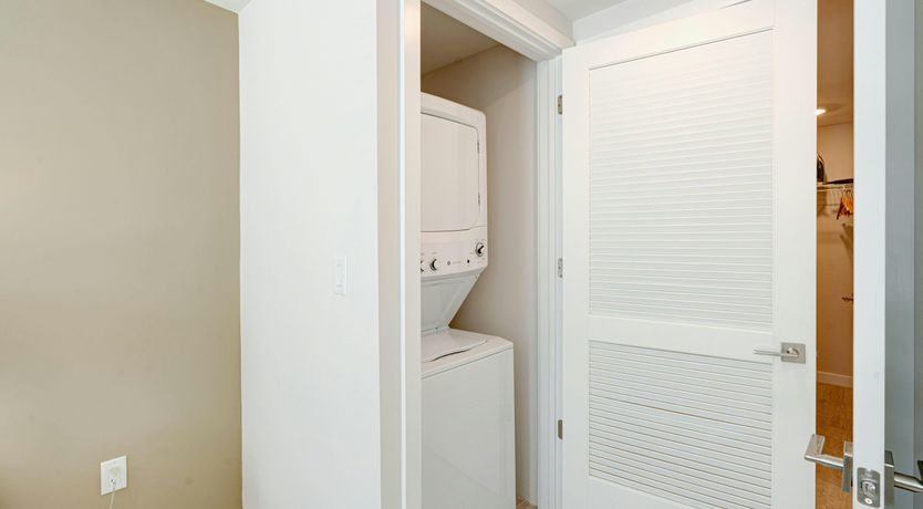 Photo of Miami-Breeze