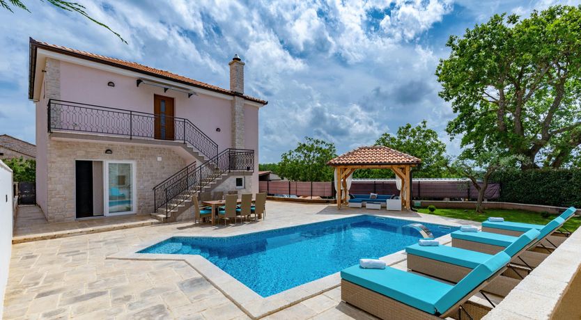 Photo of The All-Seeing Eye