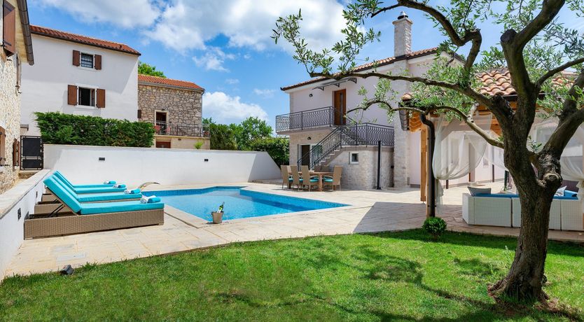 Photo of The All-Seeing Eye