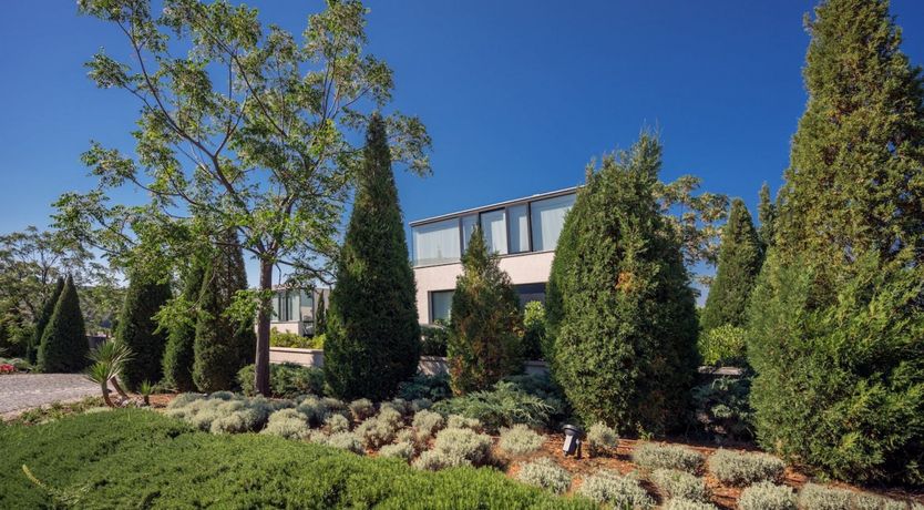 Photo of A Note to Memories