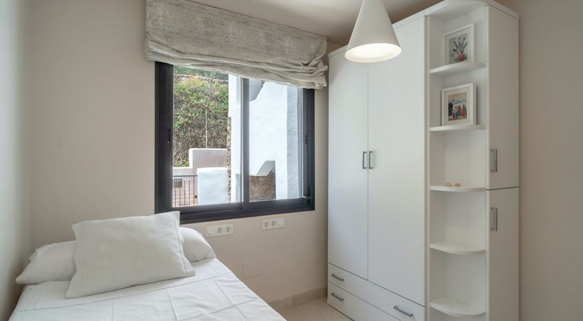 Photo of Breezy Outlook