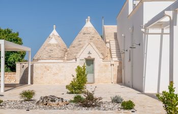 Tales from the Trullo Villa