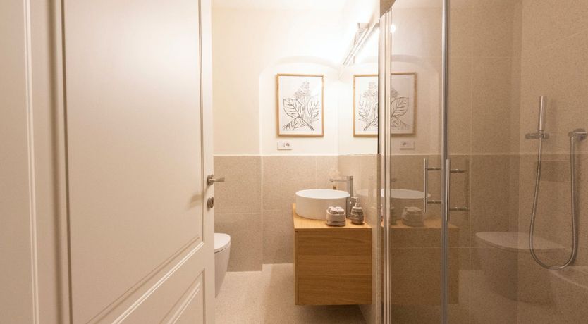 Photo of The Champagne Scene