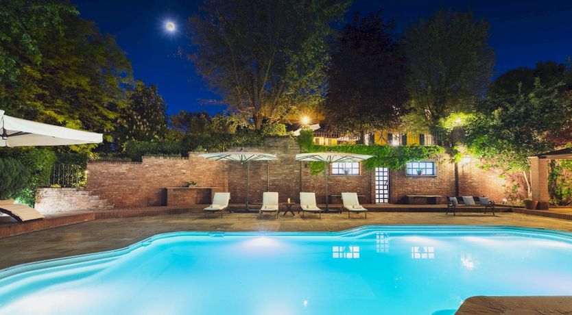 Photo of Sunset Manor