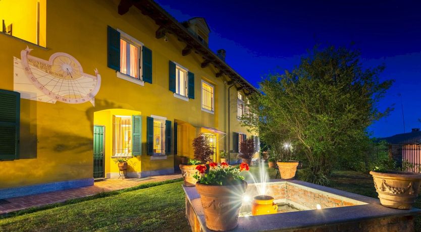 Photo of Sunset Manor