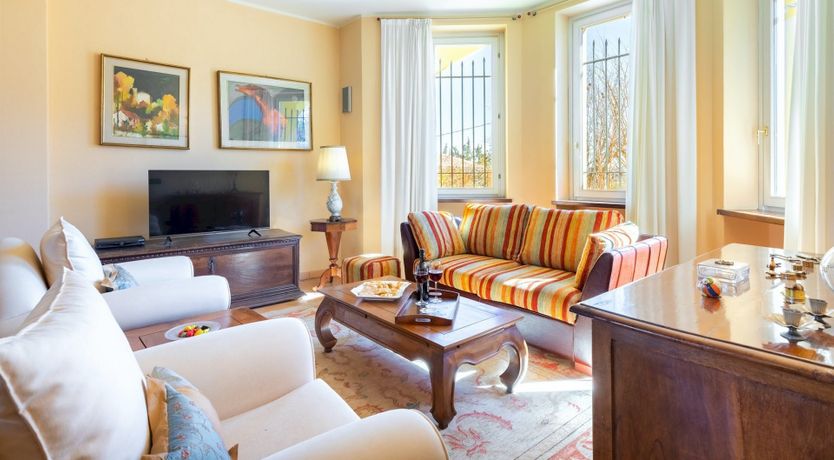 Photo of Sunset Manor