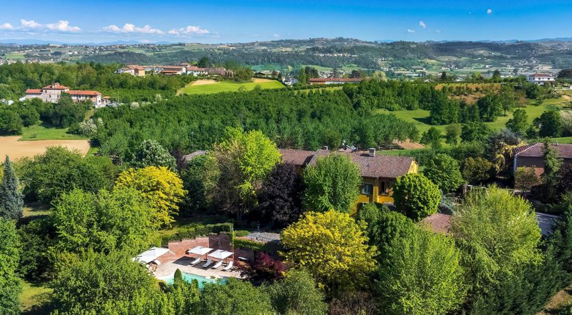 Photo of Sunset Manor