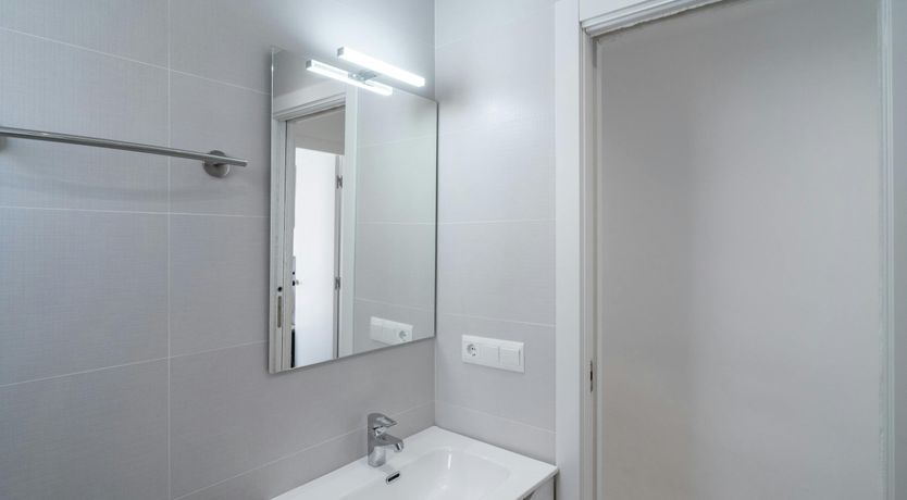 Photo of Shoreline Hideaway