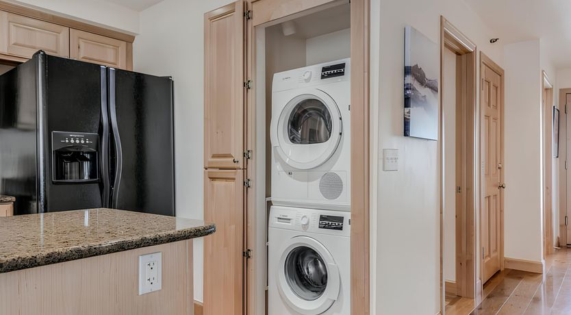 Photo of Winter Sky Retreat