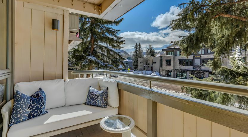 Photo of Winter Sky Retreat