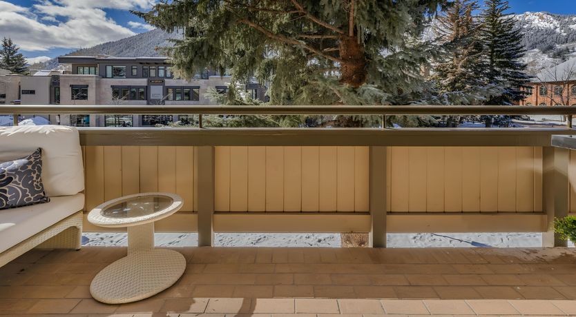 Photo of Winter Sky Retreat