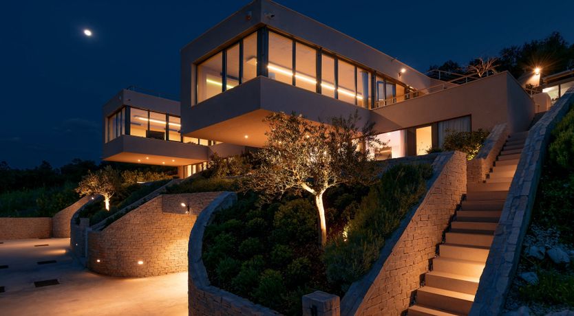 Photo of Whisper In The Moonlight