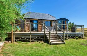 Photo of idyllic-seaside-retreat