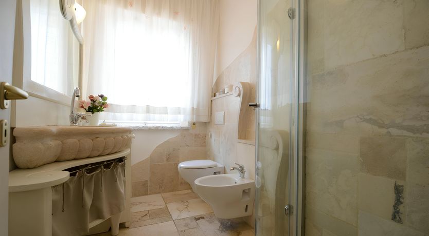 Photo of The Poet's Paradise