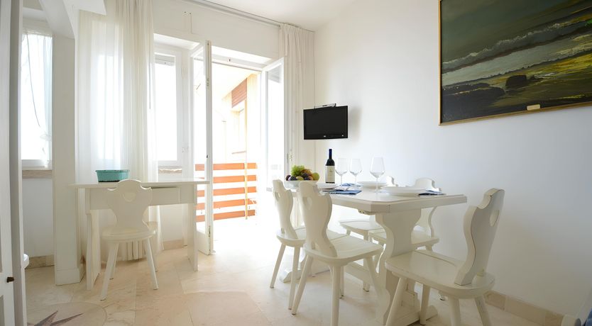 Photo of The Poet's Paradise