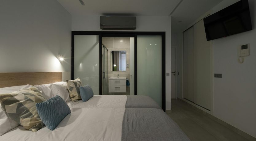 Photo of With the Sea on My Heart