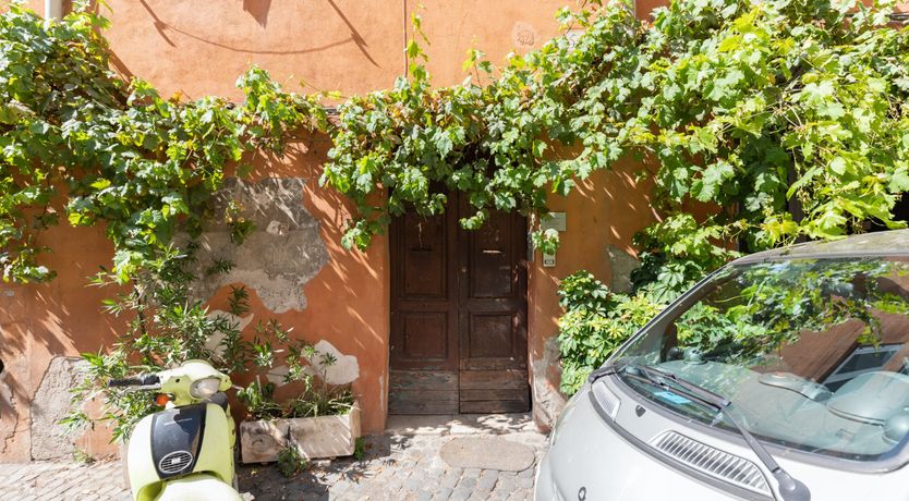 Photo of Roman Ochre