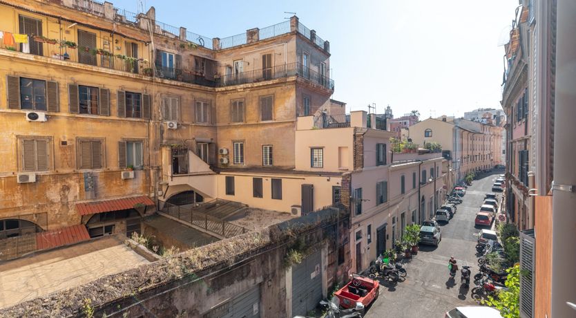 Photo of Roman Ochre