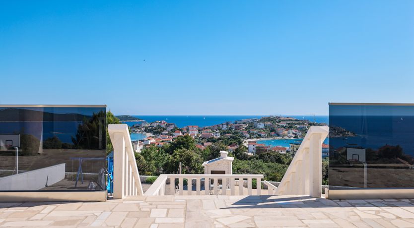 Photo of Mama's House