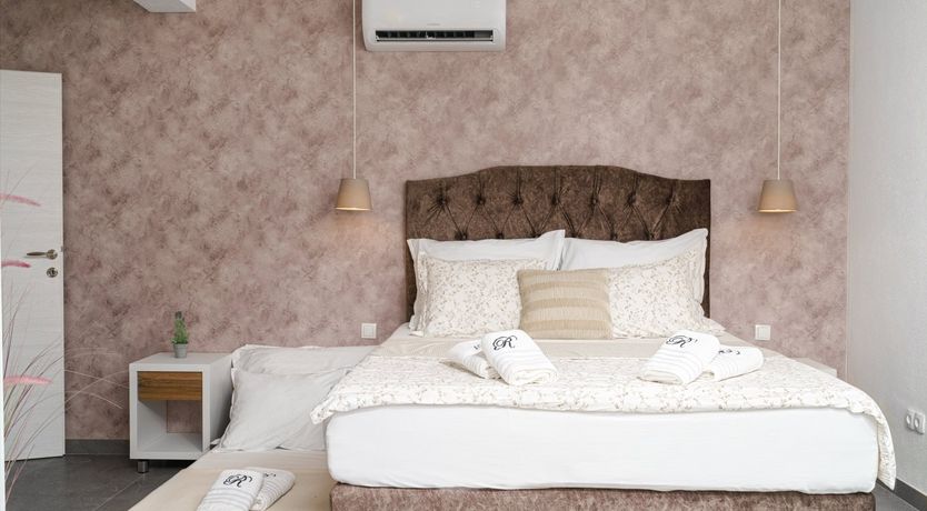 Photo of Mama's House