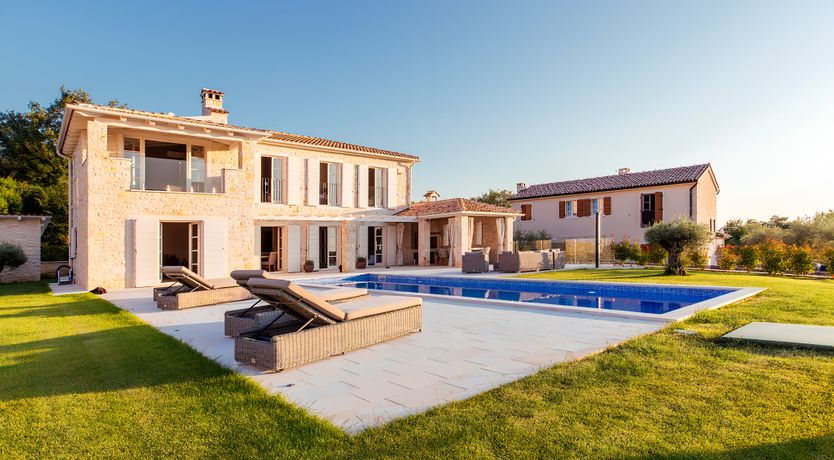 Photo of Hero of the Lake