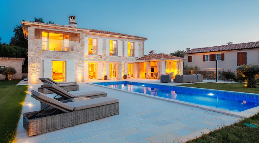 Photo of Hero of the Lake