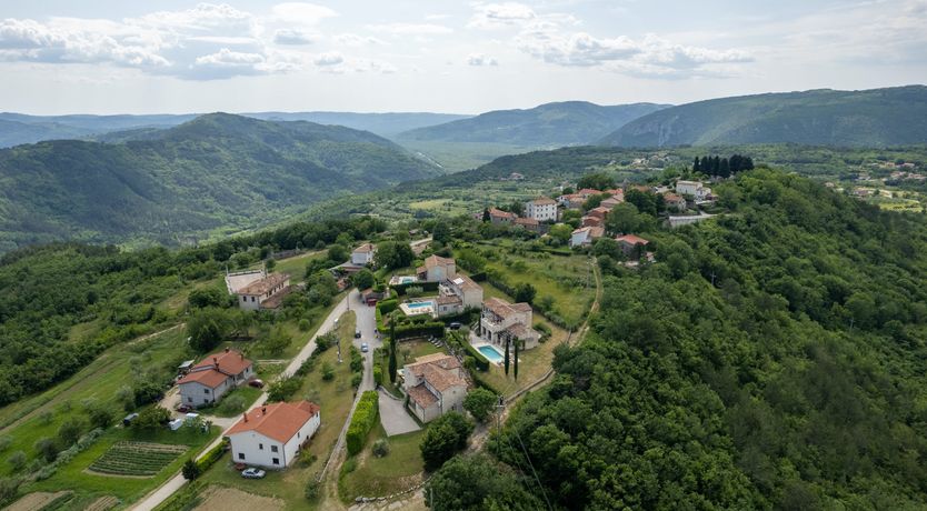 Photo of Breathtaking Retreat