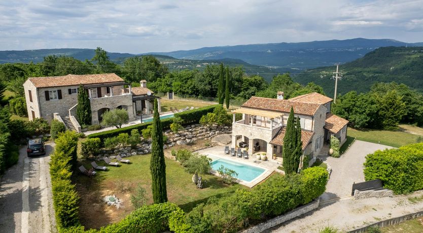 Photo of Breathtaking Retreat