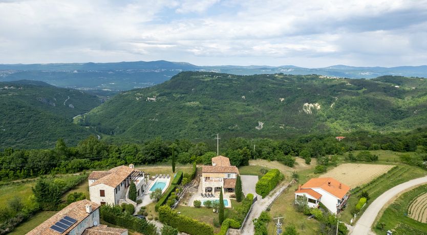 Photo of Breathtaking Retreat