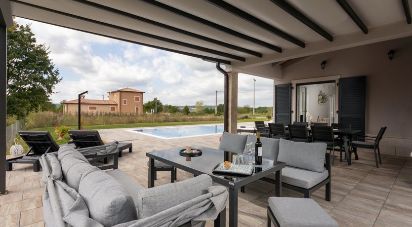 Photo of Honey Honey Honey