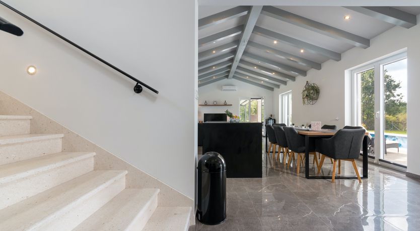 Photo of Honey Honey Honey