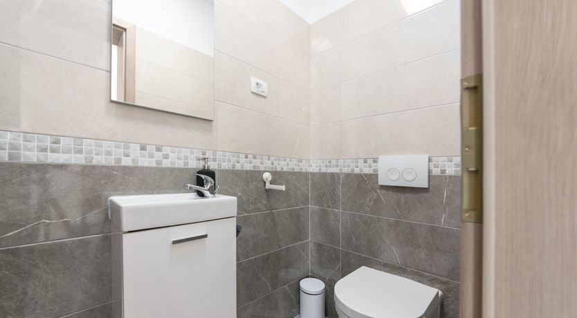 Photo of Honey Honey Honey