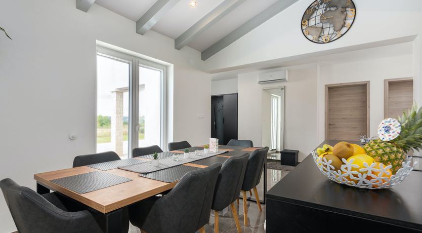 Photo of Honey Honey Honey