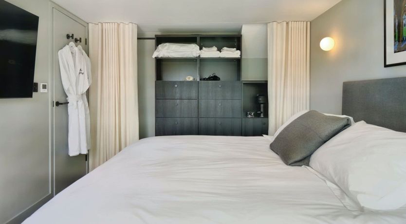 Photo of The Garden in Bloom