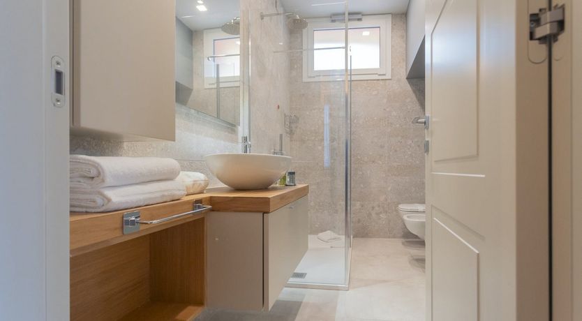 Photo of Charming Hideout by the Lake