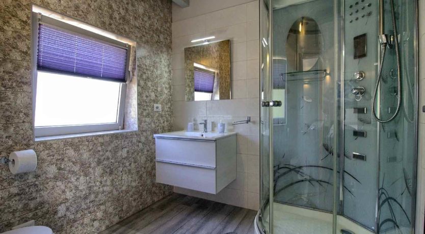 Photo of Waves Whisper