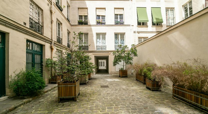 Photo of Le Charme Parisien