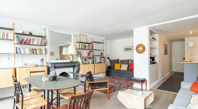 Photo of Le Charme Parisien