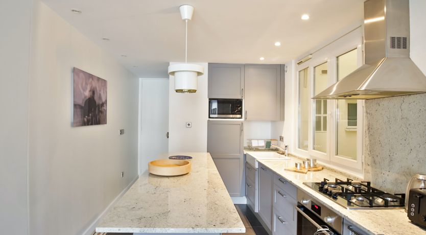 Photo of Le Charme Parisien