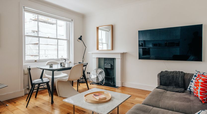 Photo of The Equinox