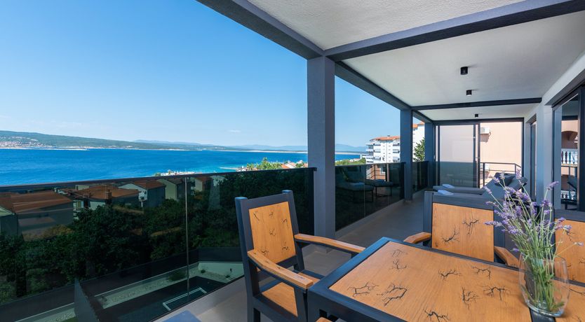 Photo of Golden Turquoise