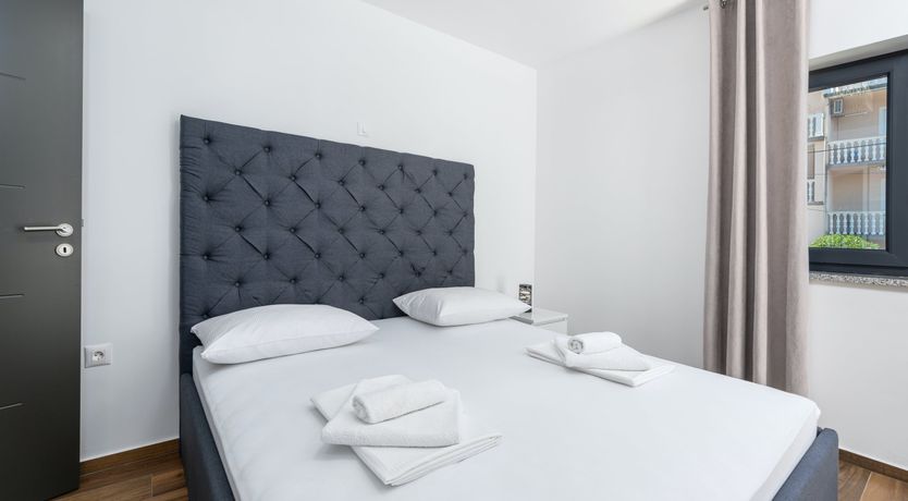 Photo of Golden Turquoise