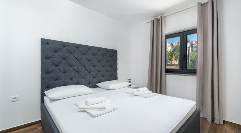 Photo of Golden Turquoise