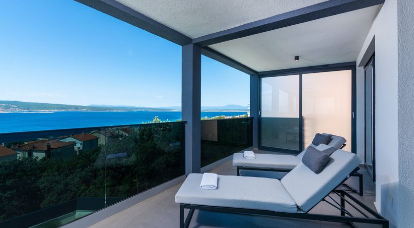 Photo of Golden Turquoise