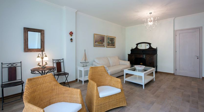 Photo of Kastellanoi Oasis