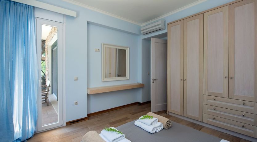 Photo of Kastellanoi Oasis